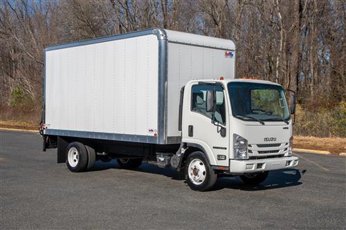 16 ft Box Truck with Lift Gate and Ramp, Gas