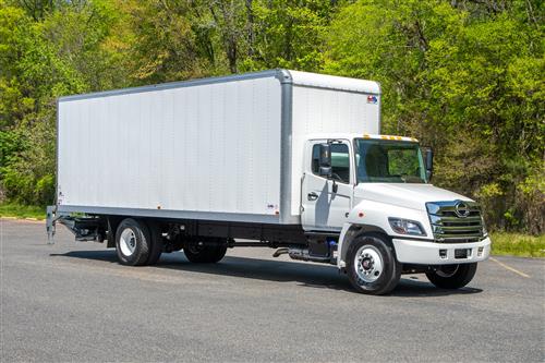 26 ft Box Truck with Lift Gate and Ramp, DSL