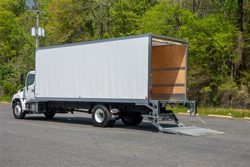 26 ft Box Truck with Lift Gate and Ramp, DSL