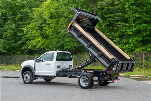 Dump Truck 11 FT, 4-5 YD, Gas